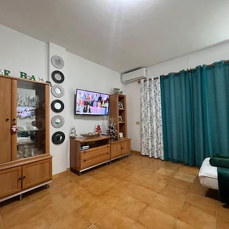 아데제 La Casita De La Piscina 아파트 외부 사진